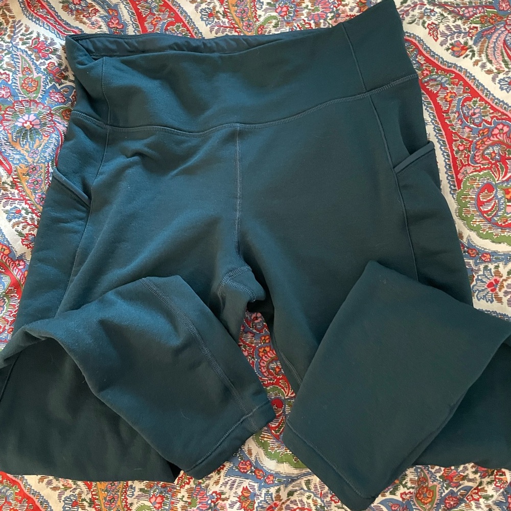 Athleta Altitude Stash Tight